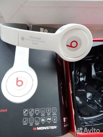 Беспроводные наушники