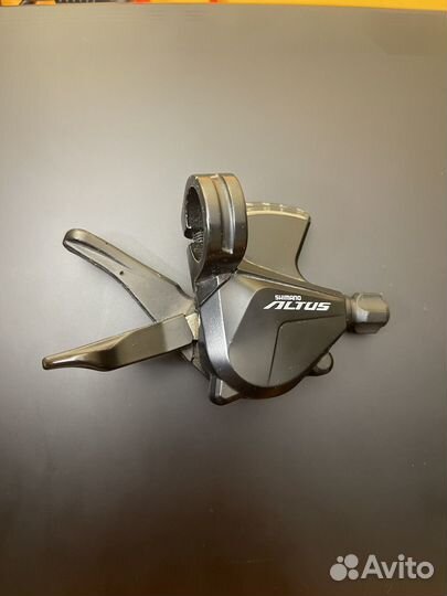 Манетка shimano altus 9ск