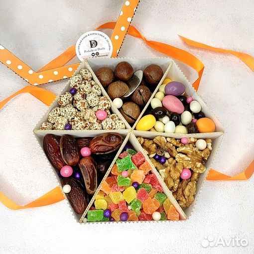 Бокс с орехами. Подарочный набор