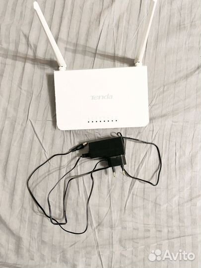 Роутер Tenda F300