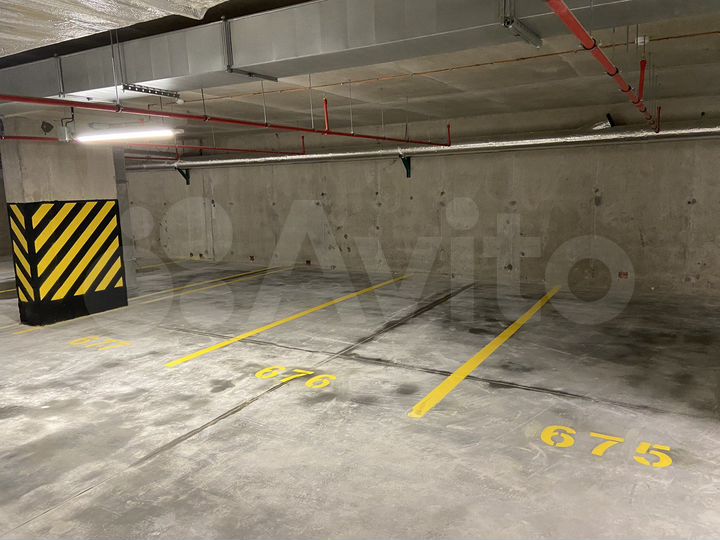 Машиноместо, 13 м²