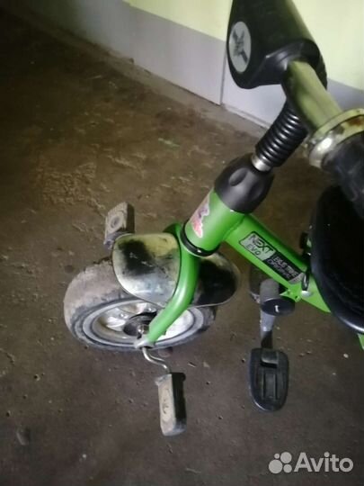 Детский трехколесный велосипед бу