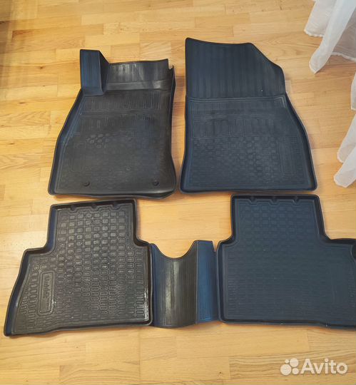 Комплект ковриков nissan juke