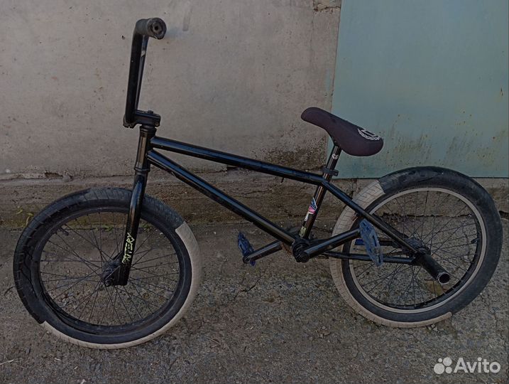Трюковой велосипед BMX