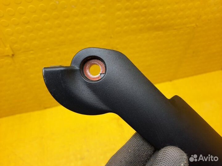 Б/У Ручка В хорошем состоянии, оригиналnnУ нас