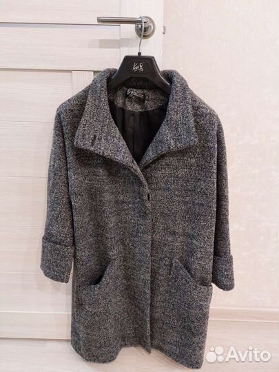 Пальто женское 42 44