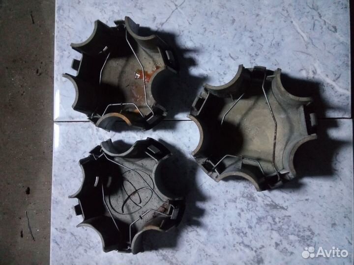 Toyota вставка в литые диски