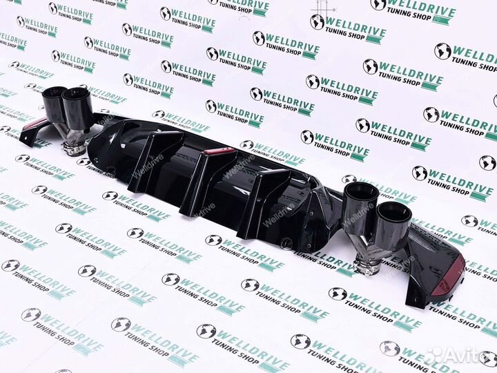 Диффузор BMW 5 G30 M5 с LED стопом насадки 89М