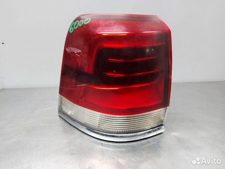 Фонарь задний левый Toyota Land Cruiser 200