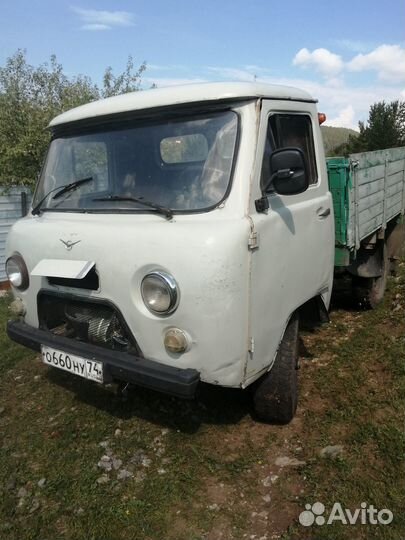 УАЗ 3303 бортовой, 2002