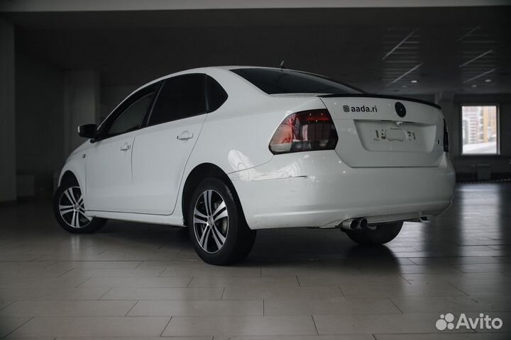 Volkswagen Polo 1.6 AT, 2015, 175 959 км