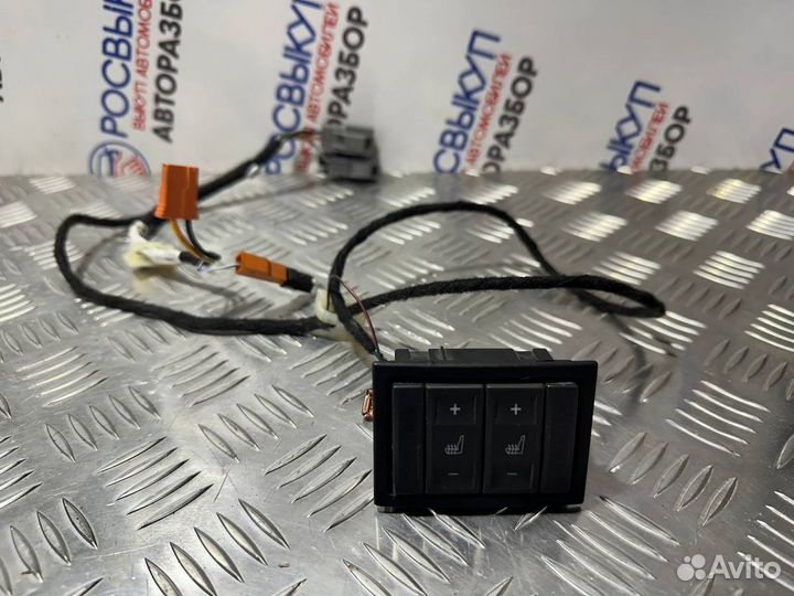 Кнопка обогрева сидений Ford Mondeo 3