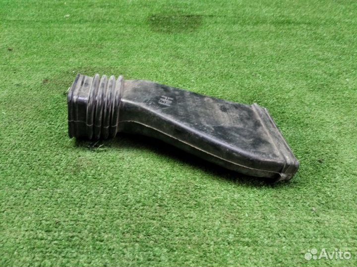 Воздуховод правый Chevrolet Aveo 2011