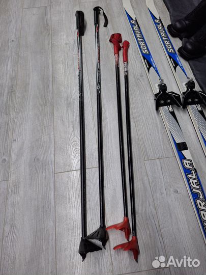 Лыжи детские с ботинками и с набороми палок
