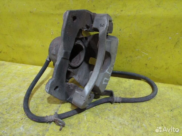 Суппорт передний Toyota Corolla 150 07г 95081