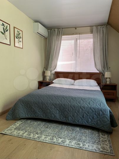 Дом 20 м² на участке 1 сот.