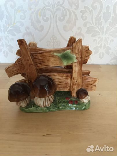 Подвесная декоративная тарелка и салфетница