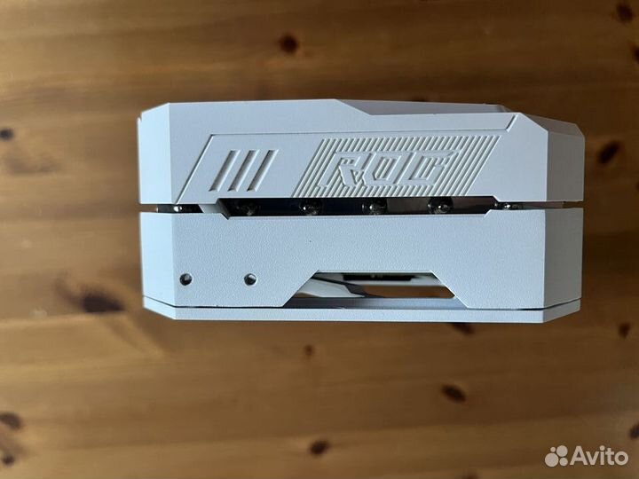 Видеокарта Asus RTX 3090 ROG Strix White Edition