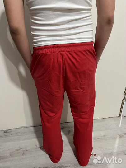 Спортивные штаны