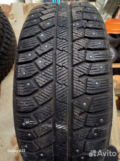 Continental ContiWinterViking 2 215/55 R16 97T