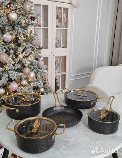 Набор посуды кастрюли