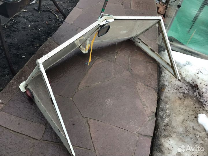 Ветровое стекло на лодку