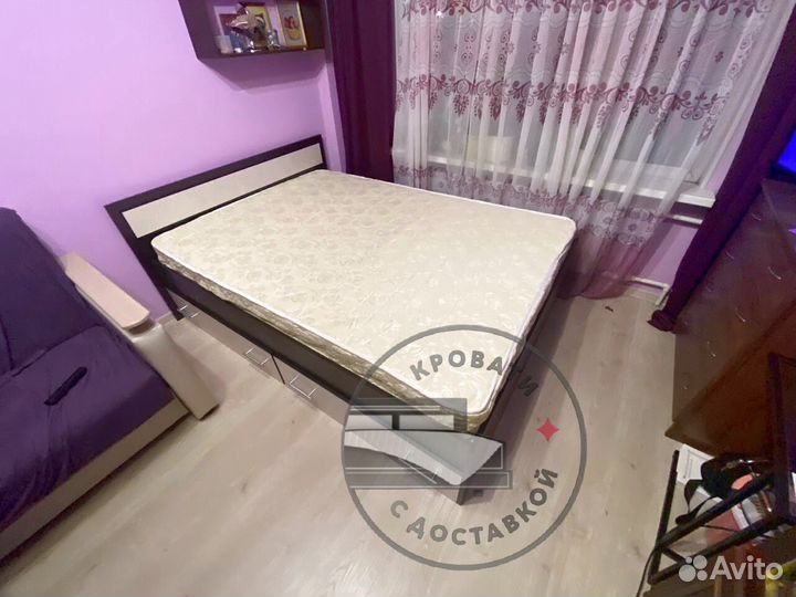 Кровать двуспальная