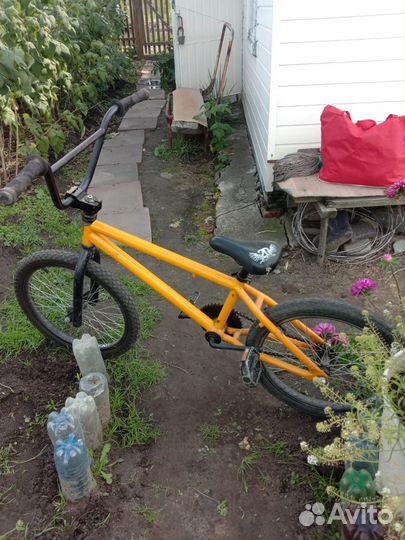 Продаётся трюковой велосипед BMX