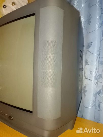 Телевизор samsung
