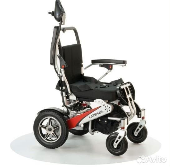 Очень легкая кресло-коляска с электроприводом