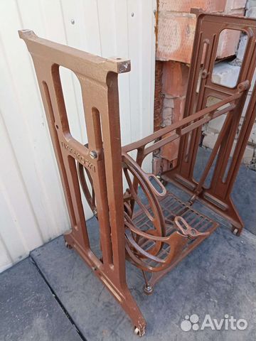 Станина от швейной машинки финская