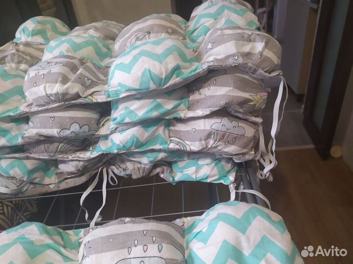 Бортики в детскую кроватку