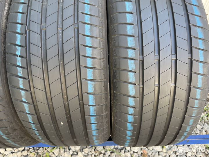 Bridgestone Turanza T005 225/40 R18