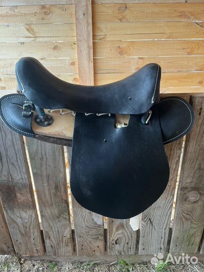 Седло кавалерийское новое