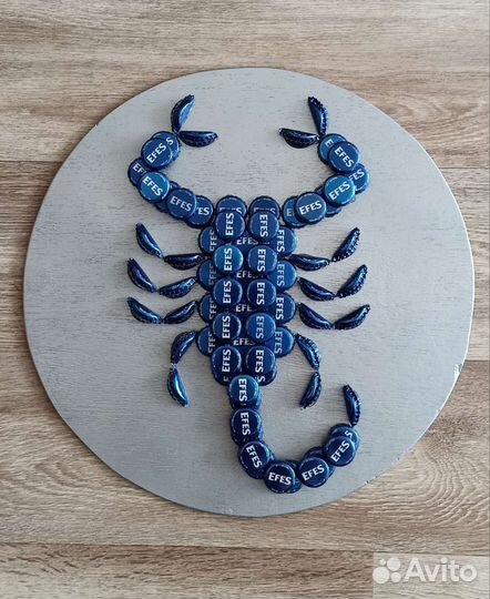 Панно из пивных крышек