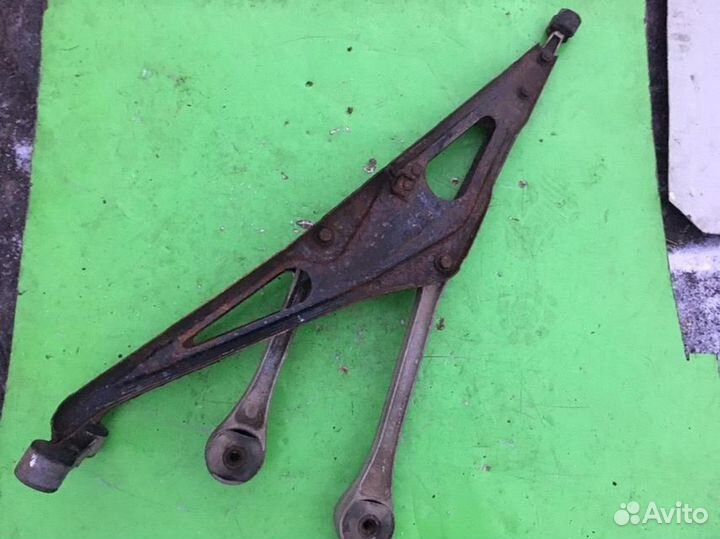 Балка задняя Вольво 940