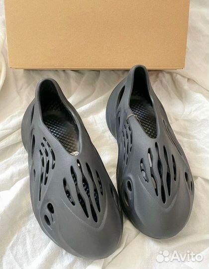 Adidas Yeezy Foam Runner Onyx