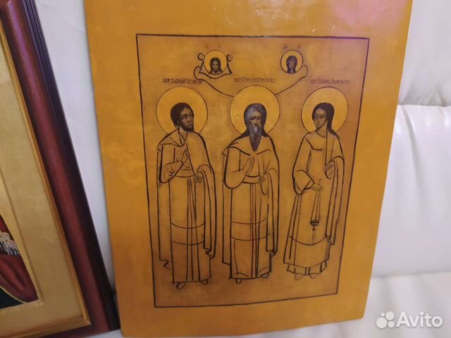 Три святителя икона. Икона три святителя 19 век. Икона три головы. Старинные иконы на дереве. Святая 3 руках