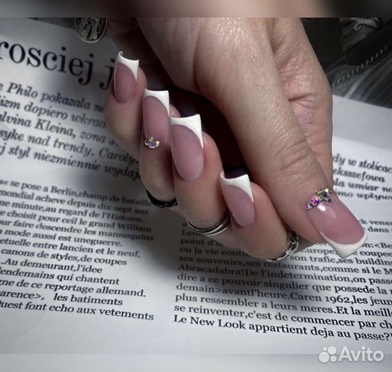 Наращивание ногтей