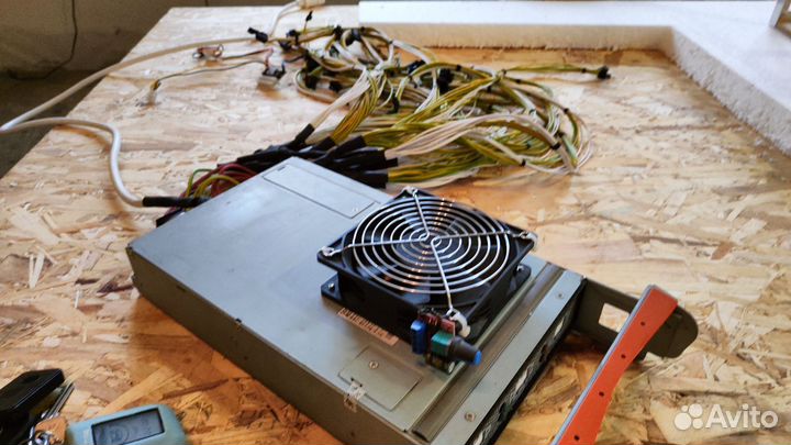 Серверный блок питания для майнинга