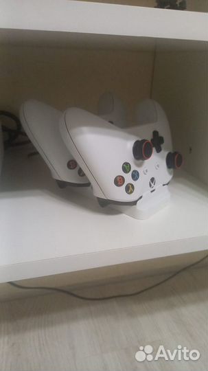Xbox One S на 500 Гб