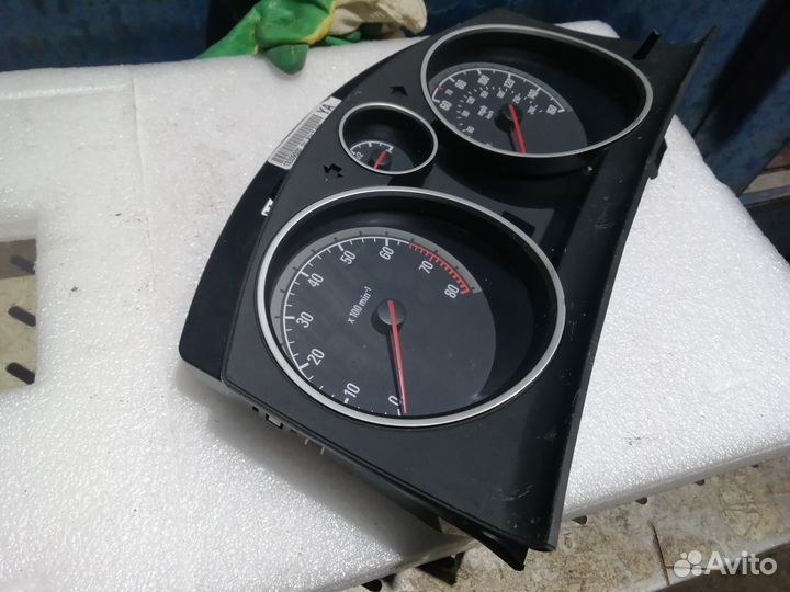 Панель приборов милли МКПП Opel Astra H