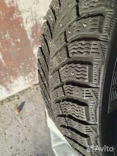 Michelin X-Ice North 4 235/55 R17 103T