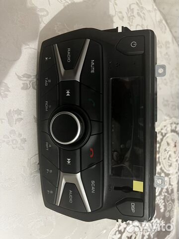 Магнитол на весту