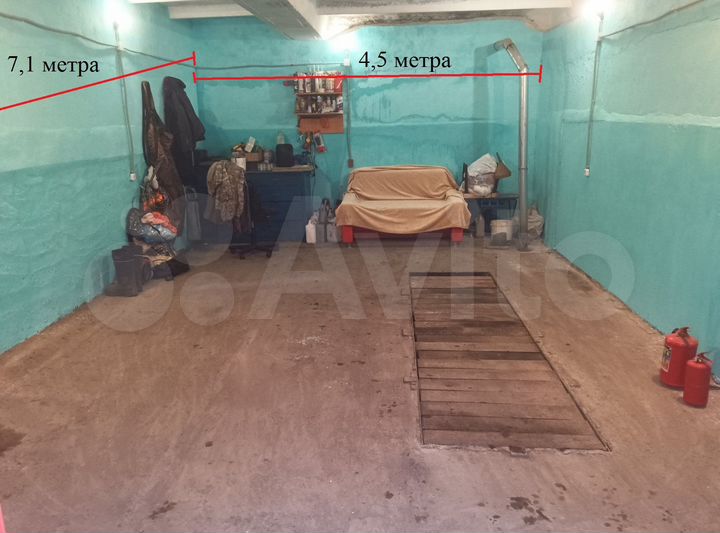 Гараж, > 30 м²