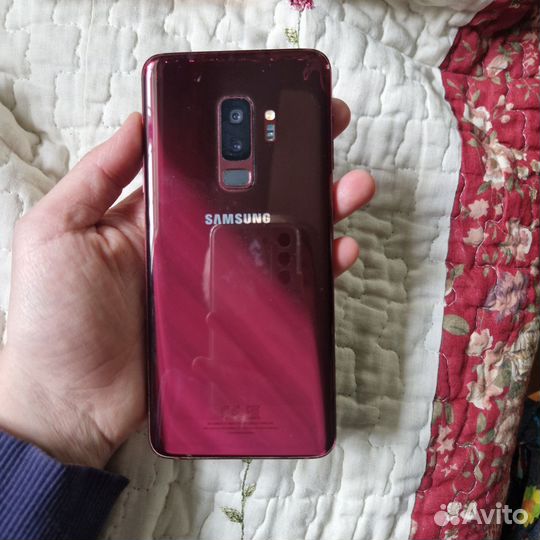 Телефон Samsung galaxy s9 plus