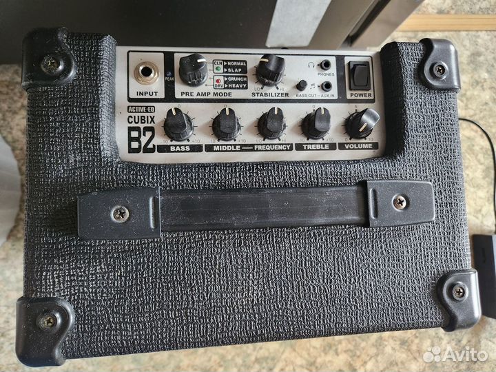 Басовый комбик Artec Cubix B2