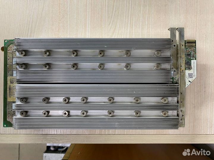 Хэш-плата whatsminer m20s 111 чипов