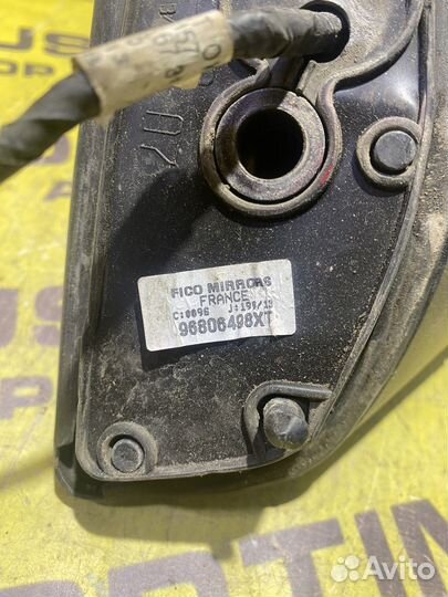Левое зеркало Peugeot 207