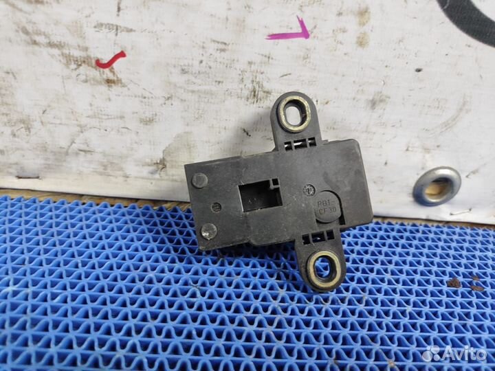 Датчик ускорения BMW X5 E53